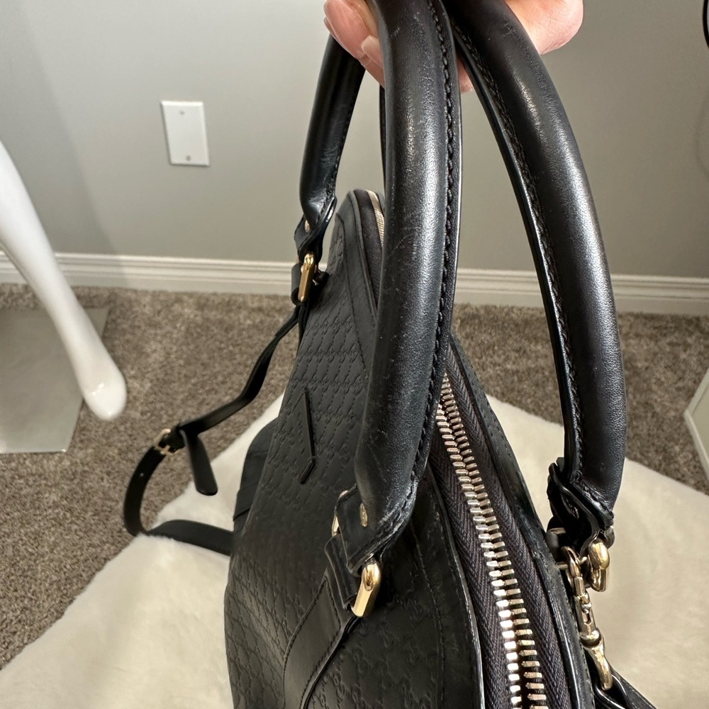 Gucci Bree Microguccissima Dome Crossbody Bag Black Leather - Picture 13 of 14